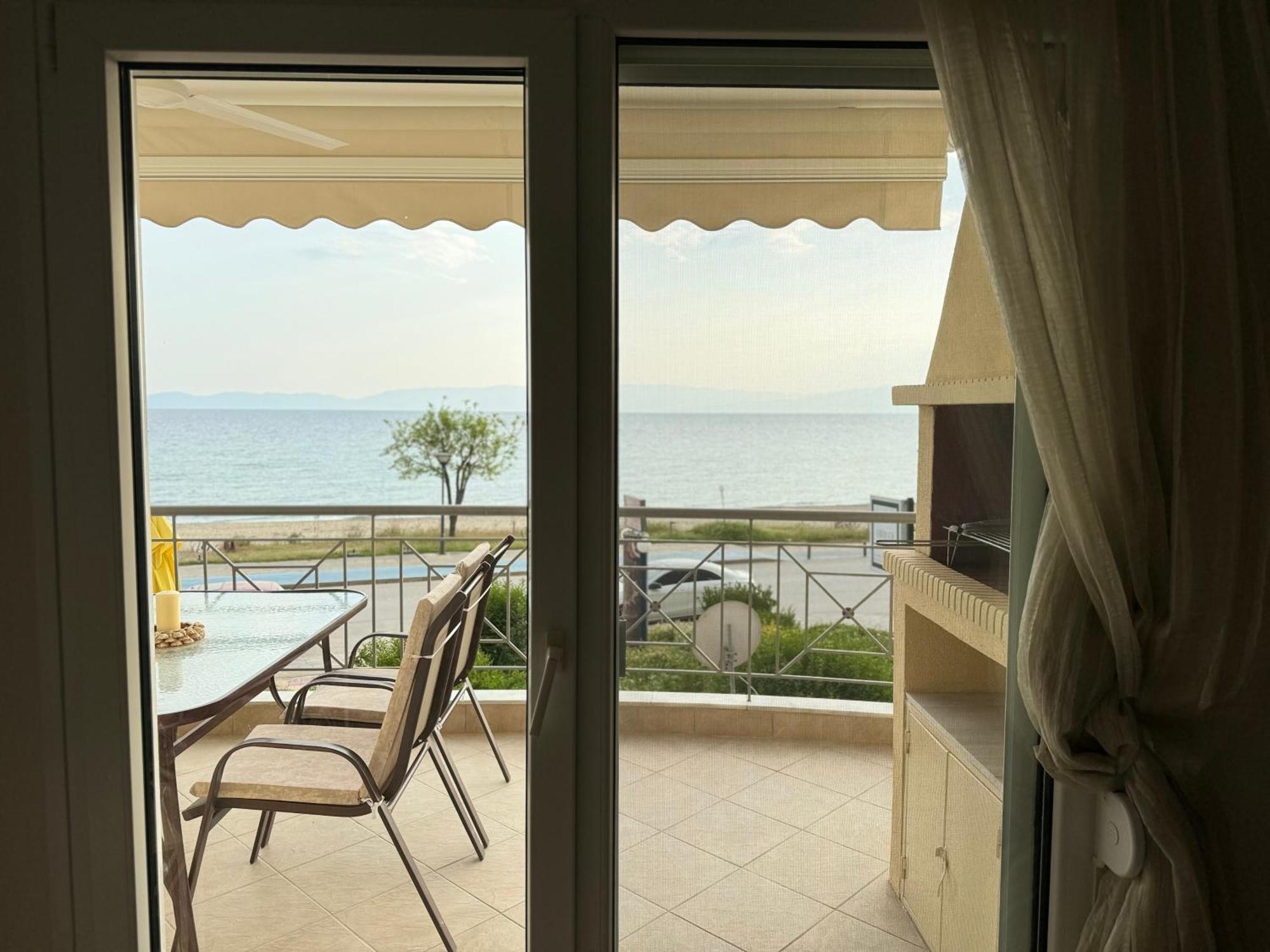 Sea 2 See Paralia Ofryniou Orfanion Exterior photo
